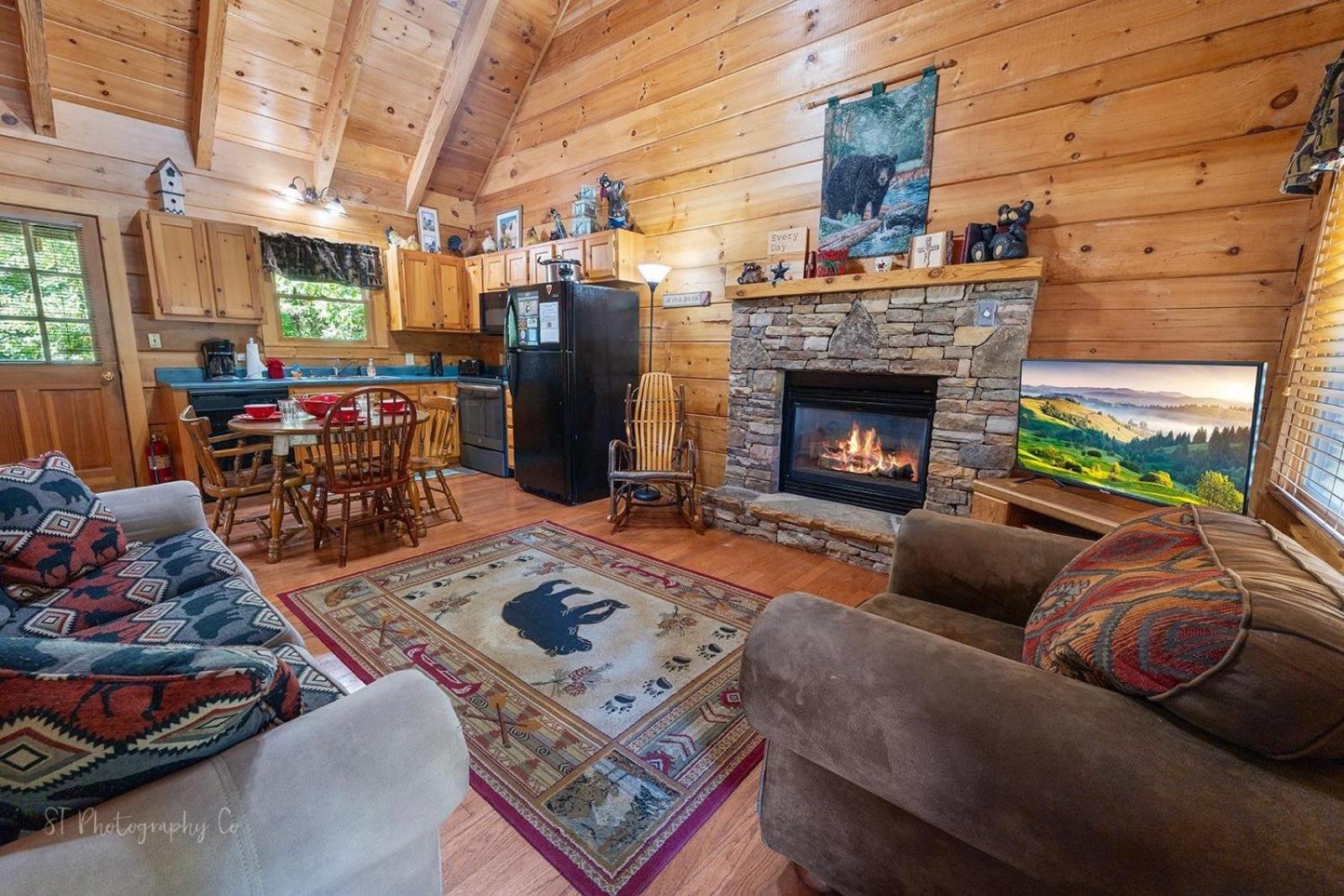 Karen'S Cabin Cabin Pigeon Forge Exterior photo
