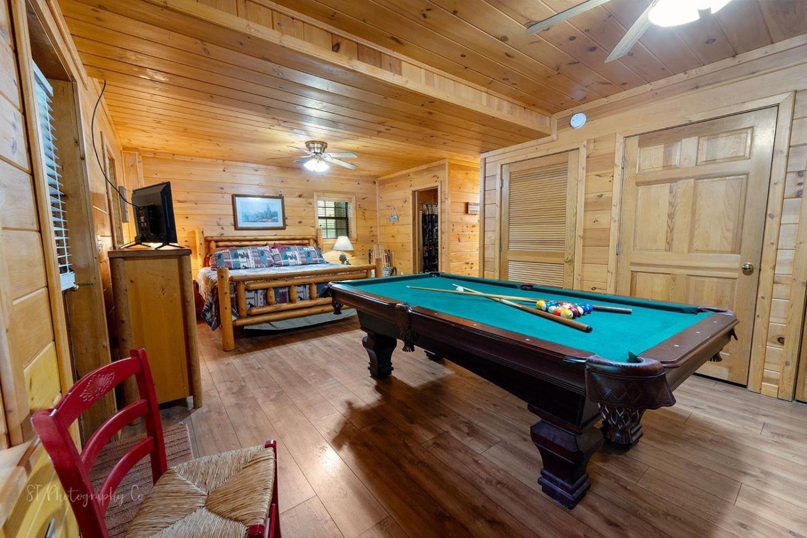 Karen'S Cabin Cabin Pigeon Forge Exterior photo