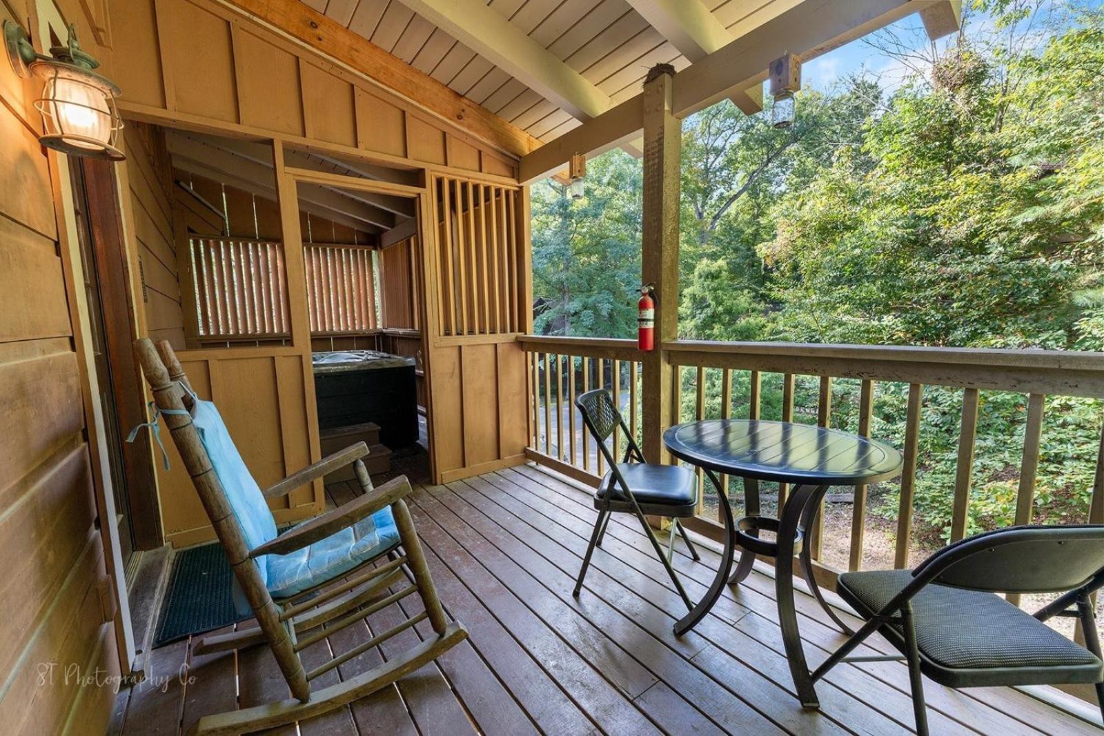 Karen'S Cabin Cabin Pigeon Forge Exterior photo